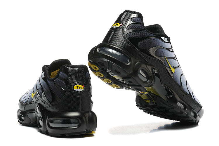 Les  Baskets Nike Air Max Tn incarnent un style emblématique et une performance supérieure. Pas cher. Le moin cher.