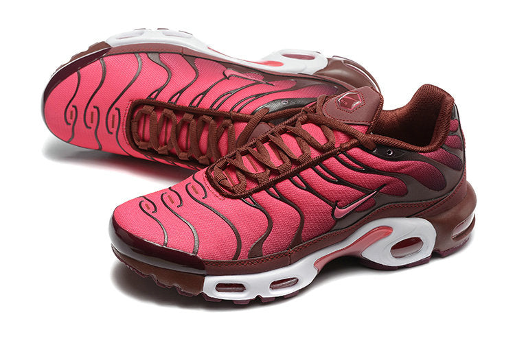 Les  Baskets Nike Air Max Tn incarnent un style emblématique et une performance supérieure. Pas cher. Le moin cher.