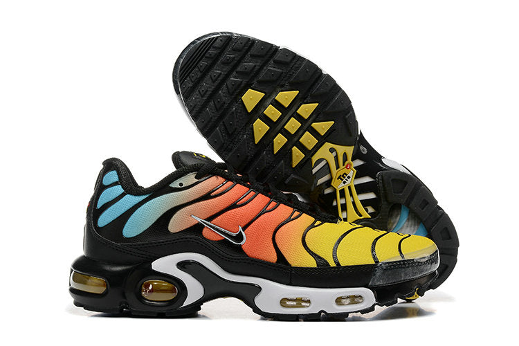 Les  Baskets Nike Air Max Tn incarnent un style emblématique et une performance supérieure. Pas cher. Le moin cher.