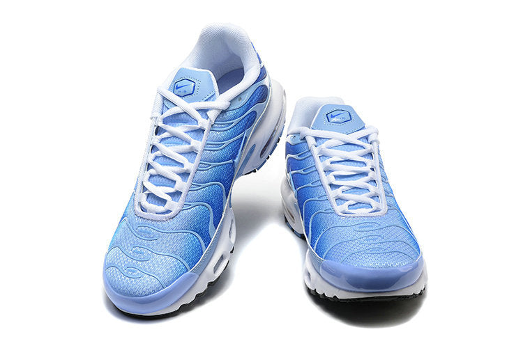 Les  Baskets Nike Air Max Tn incarnent un style emblématique et une performance supérieure. Pas cher. Le moin cher.