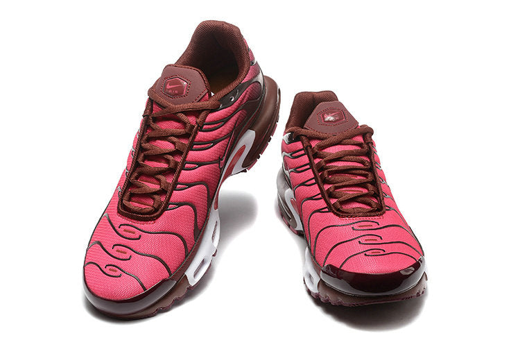 Les  Baskets Nike Air Max Tn incarnent un style emblématique et une performance supérieure. Pas cher. Le moin cher.