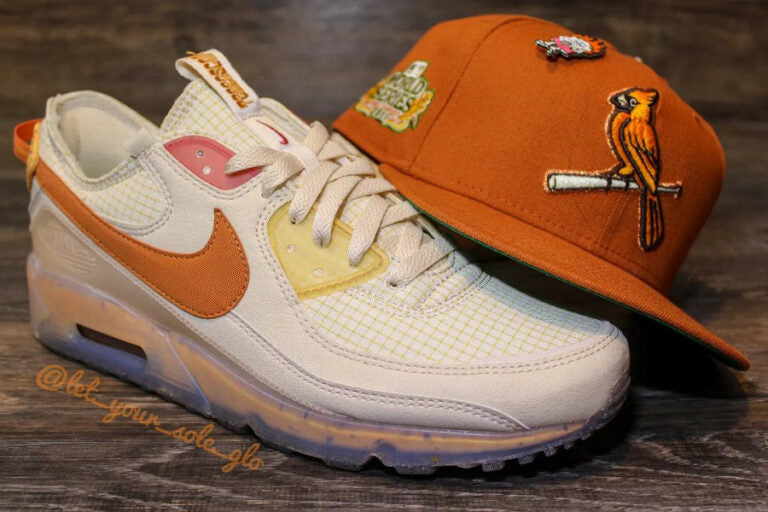 Les baskets Nike Air Max 90 Futura sont des pièces maîtresses de la mode.