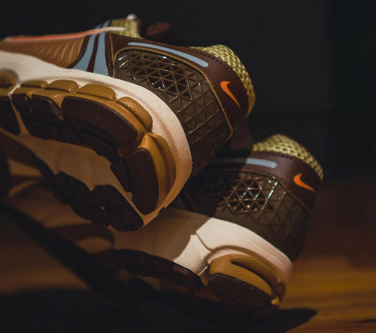 Les baskets Nike Zoom Vomero 5 Wheat Grass Femme sont l'expression ultime de la performance et du style dans la gamme de running de Nike.