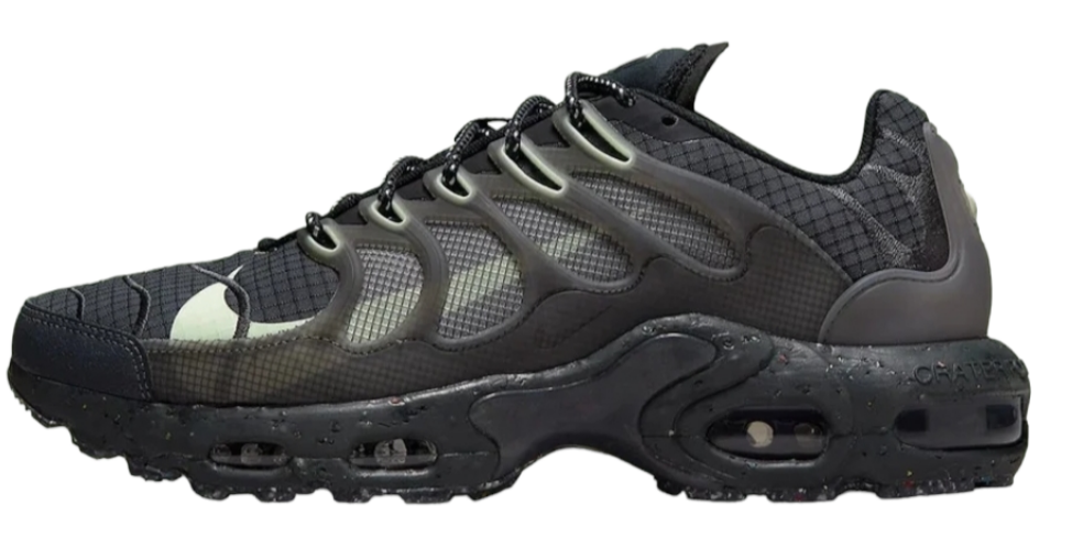 Les baskets Nike TN Air Max Terrascape Plus offrent un style polyvalent et une performance robuste.
design distinctif.pas cher. Le moins cher.