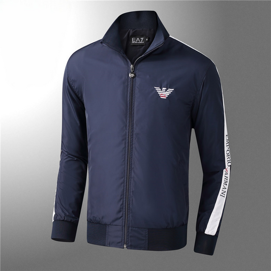 Les vestes Armani allient élégance et modernité. Leur design sophistiqué et leurs matériaux haut de gamme en font un choix incontournable.pas cher. Le moins cher.