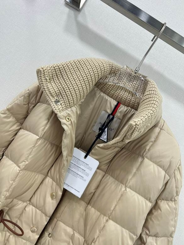 Les doudounes manteau Moncler Femme, ainsi que les Moncler Femme, incarnent un style et un raffinement incomparables.