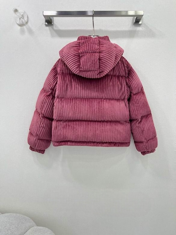 Les doudounes manteau Moncler Femme, ainsi que les Moncler Femme, incarnent un style et un raffinement incomparables. Au meilleur prix