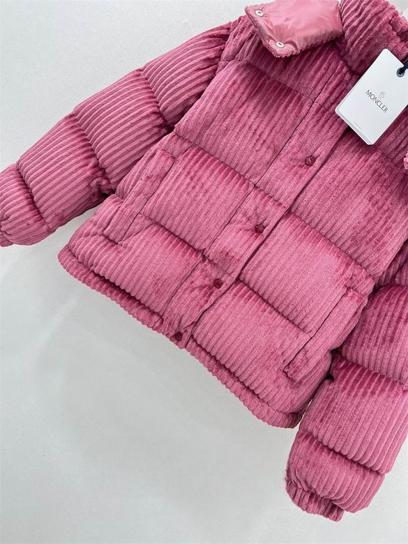Les doudounes manteau Moncler Femme, ainsi que les Moncler Femme, incarnent un style et un raffinement incomparables. Au meilleur prix