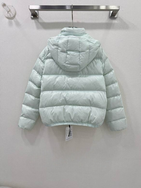 Les doudounes manteau Moncler Femme, ainsi que les Moncler Femme, incarnent un style et un raffinement incomparables. Au meilleur prix