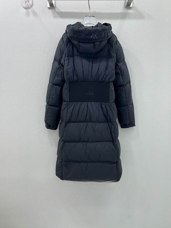 la Doudoune moncler Femme est un témoignage de l'engagement de Canada G00se à combiner style,