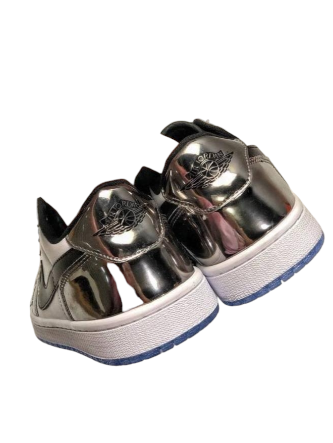Les baskets Air Jordan 1 offrent un style iconique et une performance légendaire.
De plus, leur design emblématique et leur utilisation.