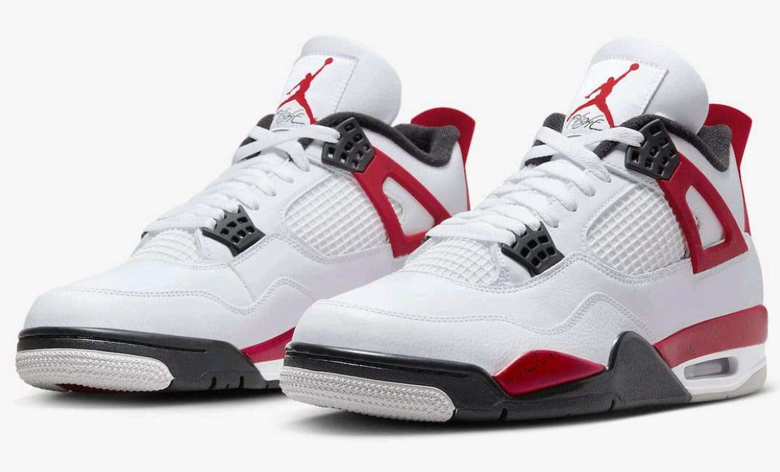 Les baskets Air Jordan 4 offrent un style iconique et une performance remarquable.
leur design distinctif pas cher. le moin cher.