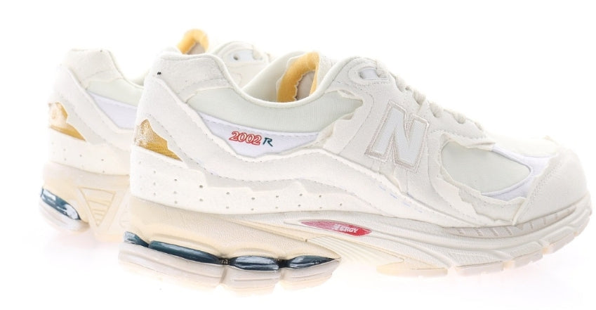 Les baskets New Balance allient style et confort. Leur design classique et leurs matériaux de haute qualité en font un choix idéal pour les amateurs de sneakers.pas cher. Le moins cher.