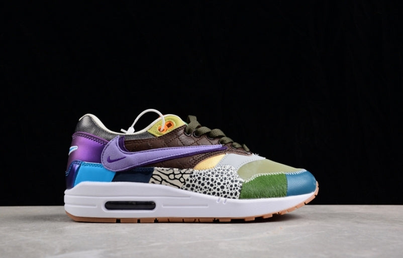 Les baskets Nike Air Max 1 sont iconiques pour leur style emblématique.retro incontournable pas cher. Le moins cher.exceptionnel