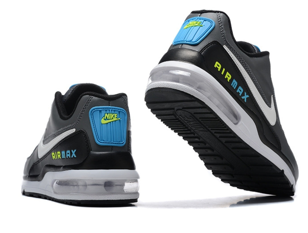 Les baskets Nike Air Max LTD3 allient style et performance de manière exceptionnelle. Leur design moderne et leurs matériaux de haute qualité en font un choix incontournable.