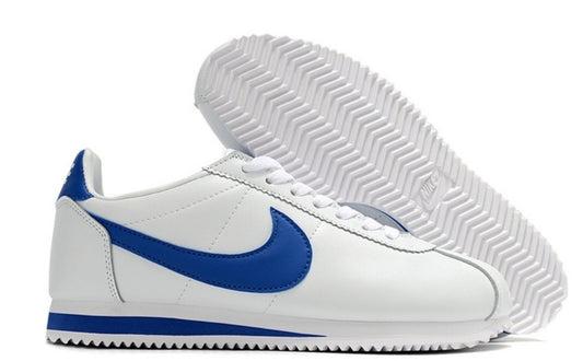 Les baskets Nike Cortez offrent un style intemporel et une silhouette emblématique. Leur design rétro et leurs matériaux de qualité. Pas cher. Le moins cher.