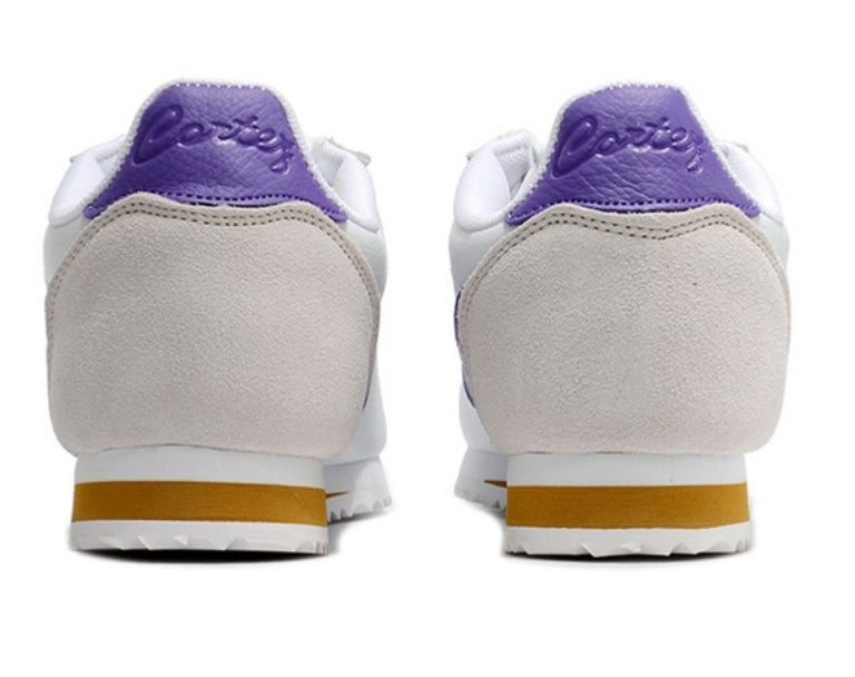 Les baskets Nike Cortez offrent un style intemporel et une silhouette emblématique. Leur design rétro et leurs matériaux de qualité. Pas cher. Le moins cher.