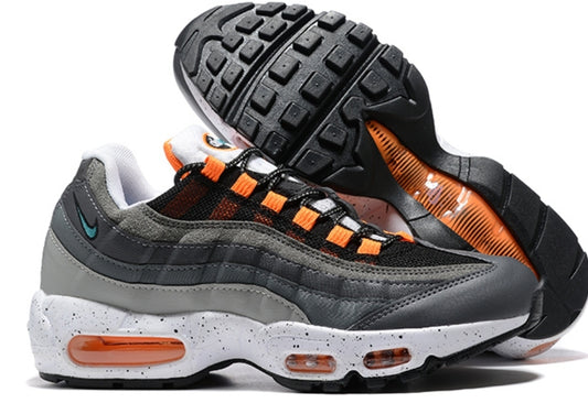 Les baskets Nike Air Max 95 sont synonymes de style emblématique et de confort absolu.  design. Pas cher.moin cher. Retro