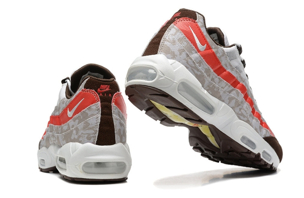 Les baskets Nike Air Max 95 sont synonymes de style emblématique et de confort absolu. Leur design distinctif. Pas cher. Le moins cher.