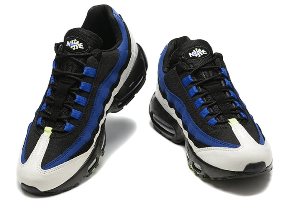 Les baskets Nike Air Max 95 sont synonymes de style emblématique et de confort absolu. Leur design distinctif. Pas cher. Le moins cher.