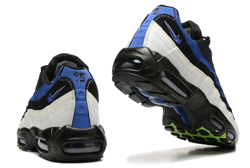 Les baskets Nike Air Max 95 sont synonymes de style emblématique et de confort absolu. Leur design distinctif. Pas cher. Le moins cher.