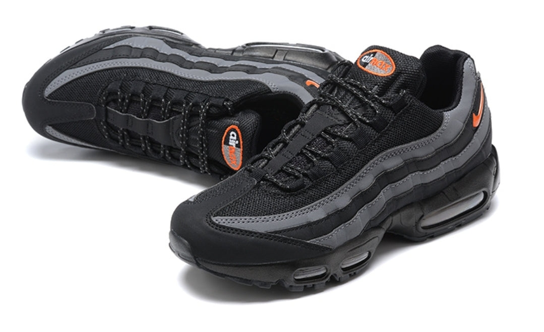 Les baskets Nike Air Max 95 sont synonymes de style emblématique et de confort absolu. Leur design distinctif. Pas cher. Le moins cher.
