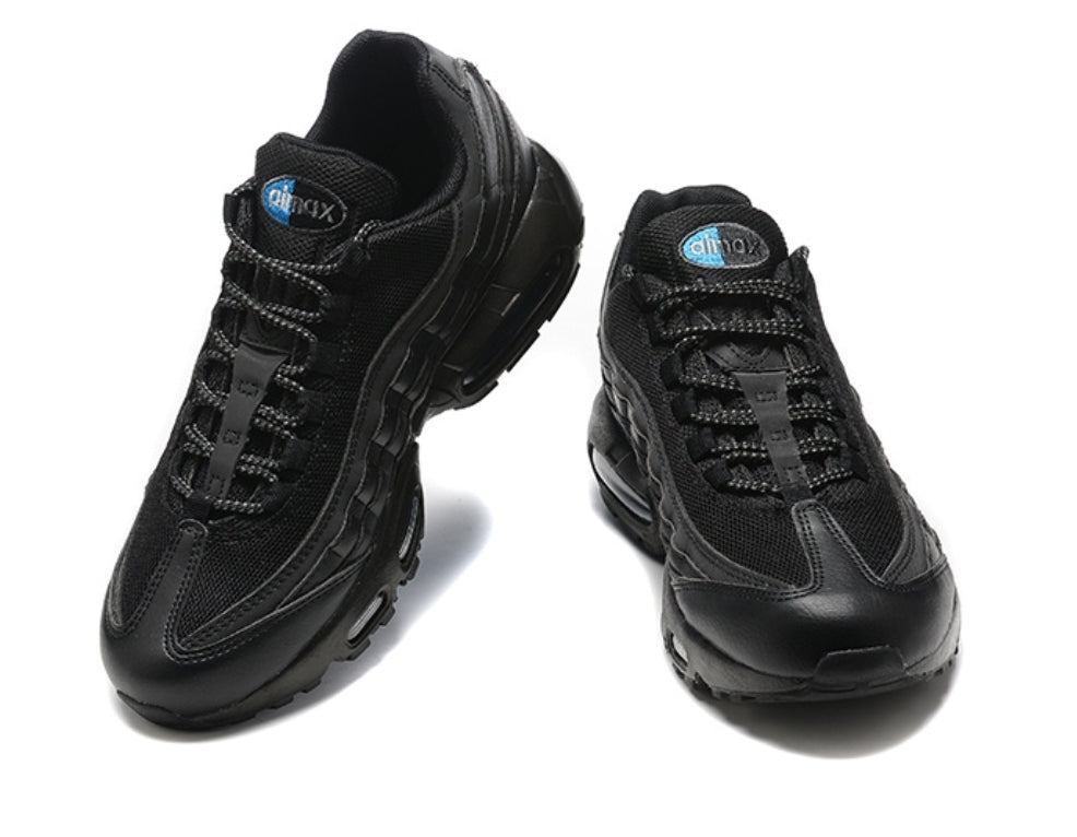 Les baskets Nike Air Max 95 sont synonymes de style emblématique et de confort absolu. Leur design distinctif. Pas cher. Le moins cher.