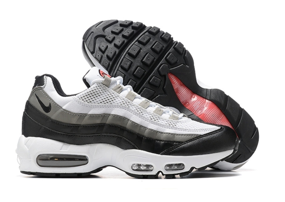 Les baskets Nike Air Max 95 sont synonymes de style emblématique et de confort absolu. Leur design distinctif. Pas cher. Le moins cher.