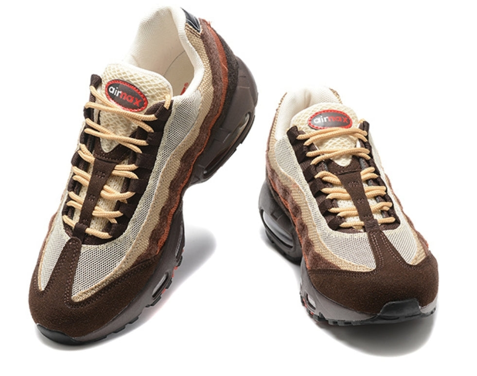 Les baskets Nike Air Max 95 sont synonymes de style emblématique et de confort absolu. Leur design distinctif. Pas cher. Le moins cher.