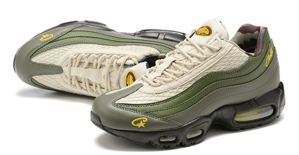 Les baskets Nike Air Max 95 sont synonymes de style emblématique et de confort absolu. Leur design distinctif. Pas cher. Le moins cher.