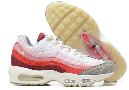 Les baskets Nike Air Max 95 sont synonymes de style emblématique et de confort absolu. Leur design distinctif. Pas cher. Le moins cher.