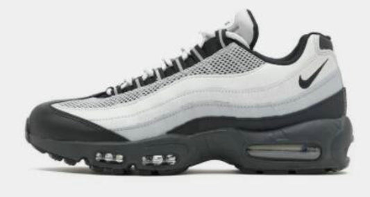 Les baskets Nike Air Max 95 sont synonymes de style emblématique et de confort absolu. Leur design distinctif. Pas cher. Le moins cher.