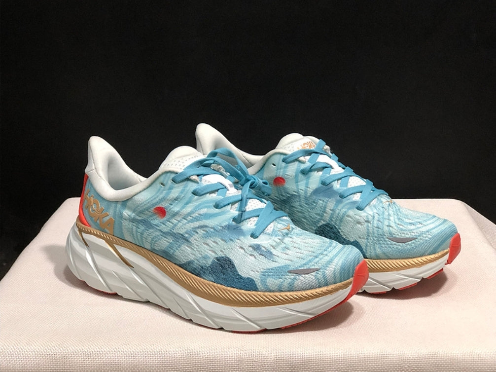Hoka One One Bondi 8