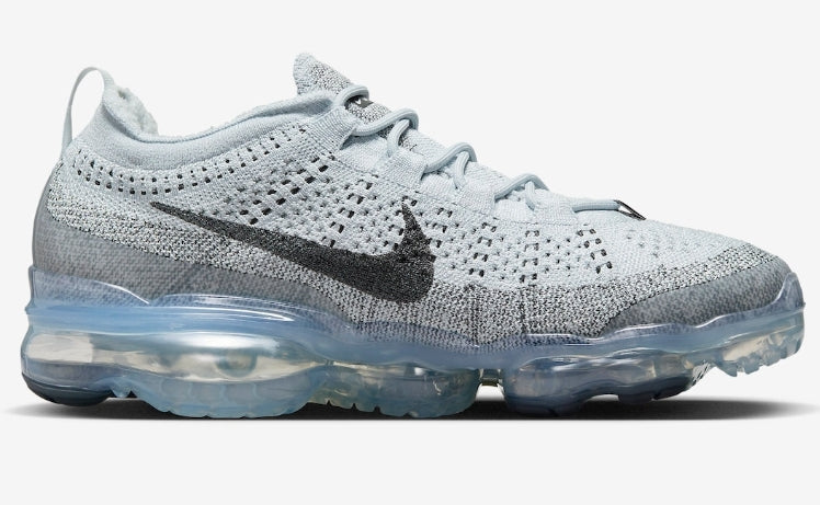 Les baskets Nike Vapormax 2023 . Leur design épuré et innovant attire l'attention de tous. Pas cher.le moins cher. Innovation