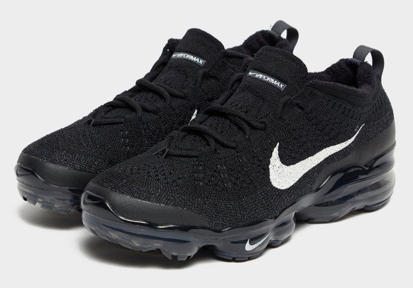 Les baskets Nike Vapormax 2023 . Leur design épuré et innovant attire l'attention de tous. Pas cher.le moins cher. Innovation