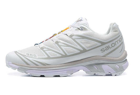 Les baskets Salomon allient performance et style de mode. Leur design innovant  choix incontournable. Pas cher . Le moins cher.