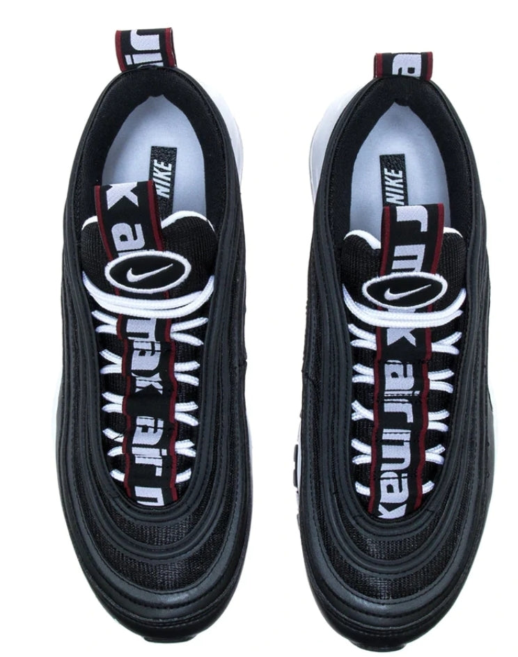 Les baskets Nike Air Max 97 sont synonymes de style emblématique et de confort absolu. Leur design ondulé distinctif.pas cher. Le moins cher.