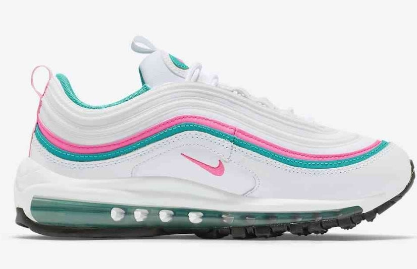 Les baskets Nike Air Max 97 sont synonymes de style emblématique et de confort absolu. Leur design ondulé distinctif.pas cher. Le moins cher.