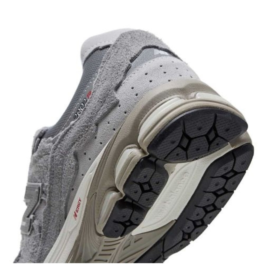 Les baskets New Balance allient style et confort. Leur design classique et leurs matériaux de haute qualité en font un choix idéal pour les amateurs de sneakers.pas cher. Le moins cher.