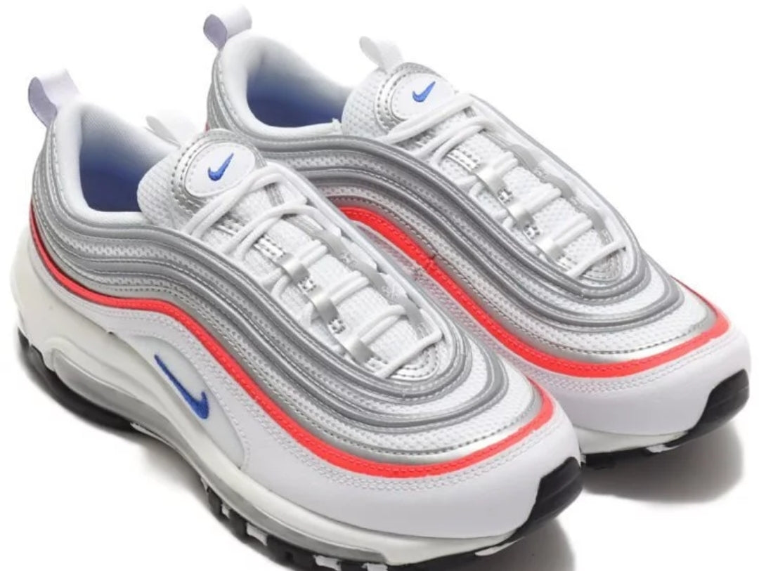 Baskets Nike Air Max 97
Metallic Silver Flash Crimson Racer Blue