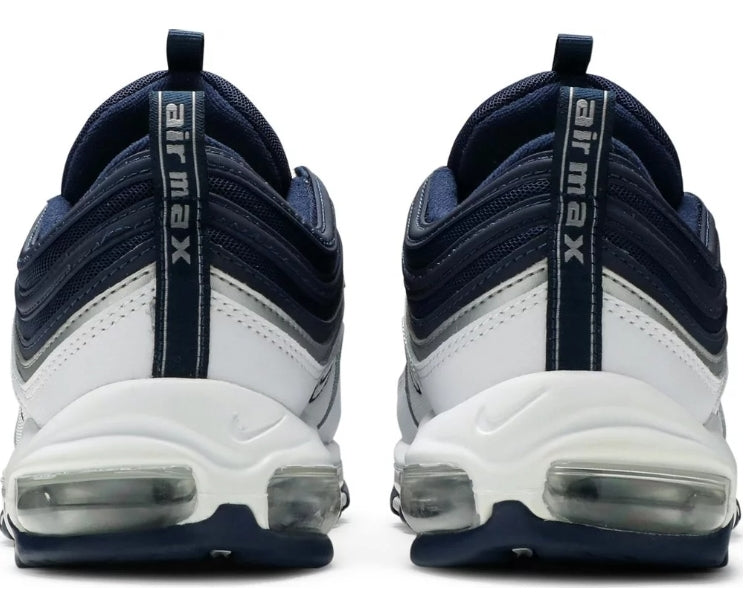 Les baskets Nike Air Max 97 sont synonymes de style emblématique et de confort absolu. Leur design ondulé distinctif.pas cher. Le moins cher.
