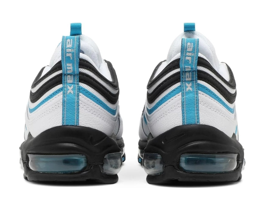 Les baskets Nike Air Max 97 sont synonymes de style emblématique et de confort absolu. Leur design ondulé distinctif.pas cher. Le moins cher.