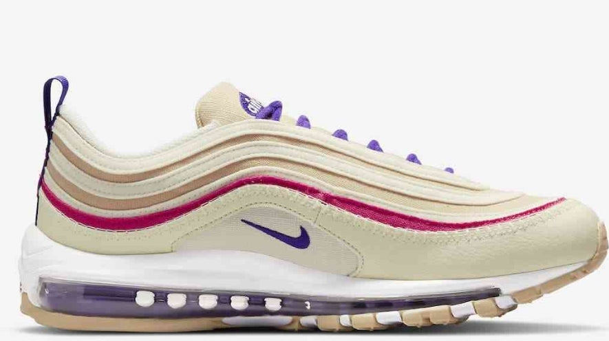 Les baskets Nike Air Max 97 sont synonymes de style emblématique et de confort absolu. Leur design ondulé distinctif.pas cher. Le moins cher.