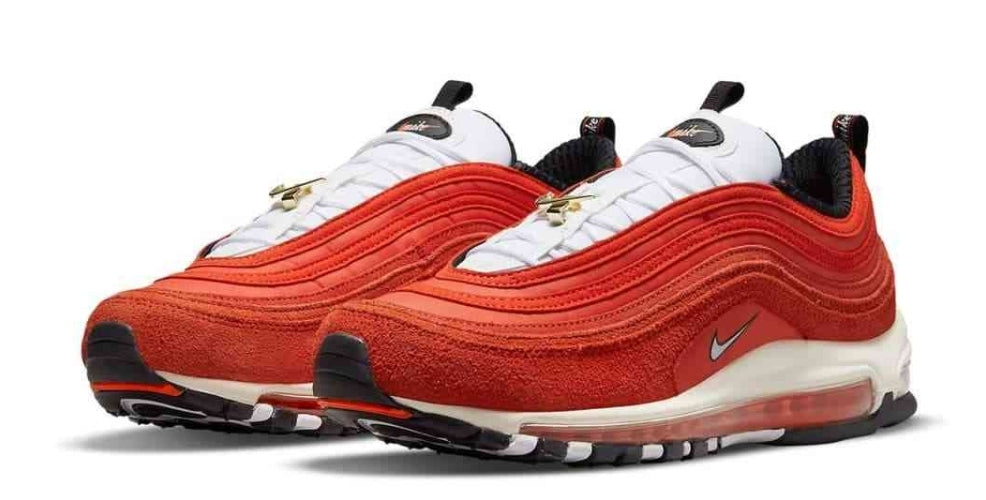 Les baskets Nike Air Max 97 sont synonymes de style emblématique et de confort absolu. Leur design ondulé distinctif.pas cher. Le moins cher.