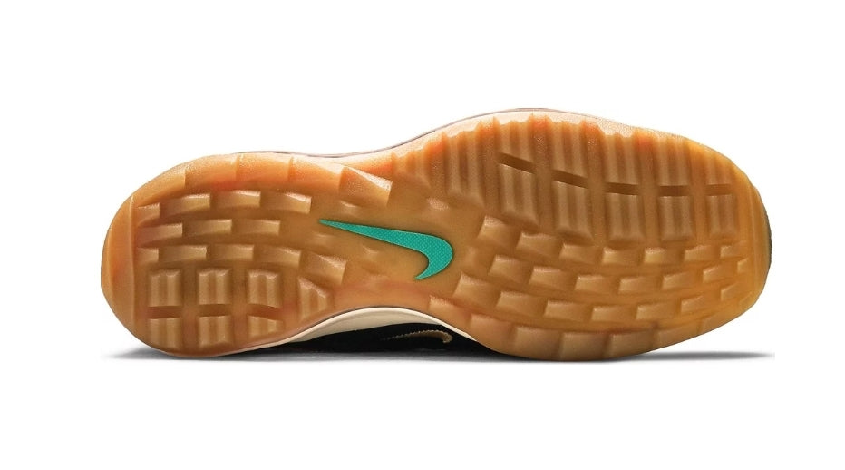 Les baskets Nike Air Max 97 sont synonymes de style emblématique et de confort absolu. Leur design ondulé distinctif.pas cher. Le moins cher.