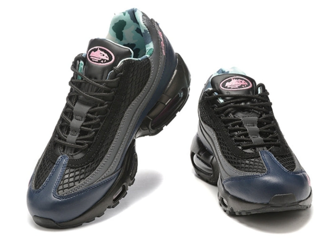 Les baskets Nike Air Max 95 sont synonymes de style emblématique et de confort absolu. Leur design distinctif. Pas cher. Le moins cher.