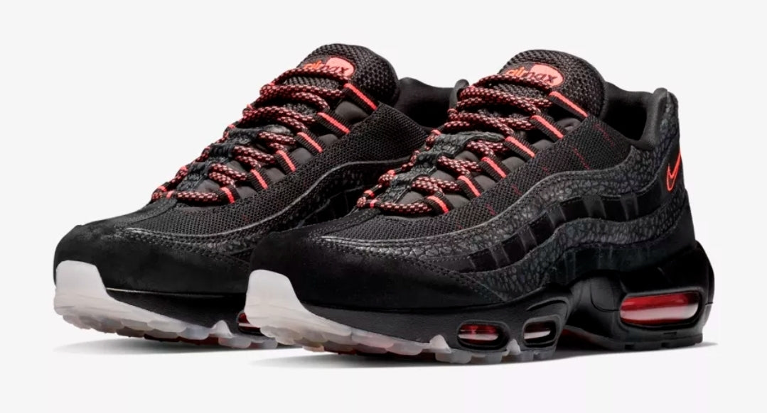 Les baskets Nike Air Max 95 sont synonymes de style emblématique et de confort absolu. Leur design distinctif. Pas cher. Le moins cher.
