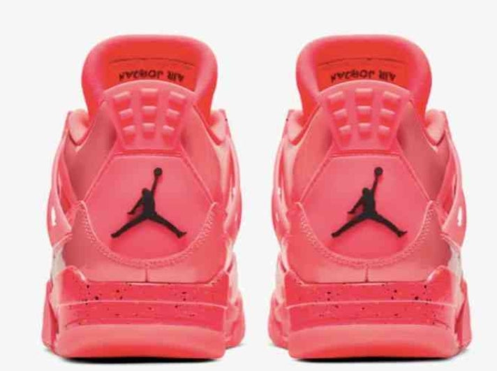 Les baskets Air Jordan 4 offrent un style iconique et une performance remarquable.
leur design distinctif pas cher. le moin cher.