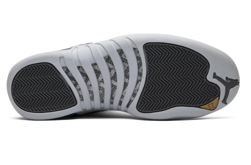 Les baskets Air Jordan 12 offrent un style iconique et une performance exceptionnelle.design distinctif.pas cher.moin Cher.