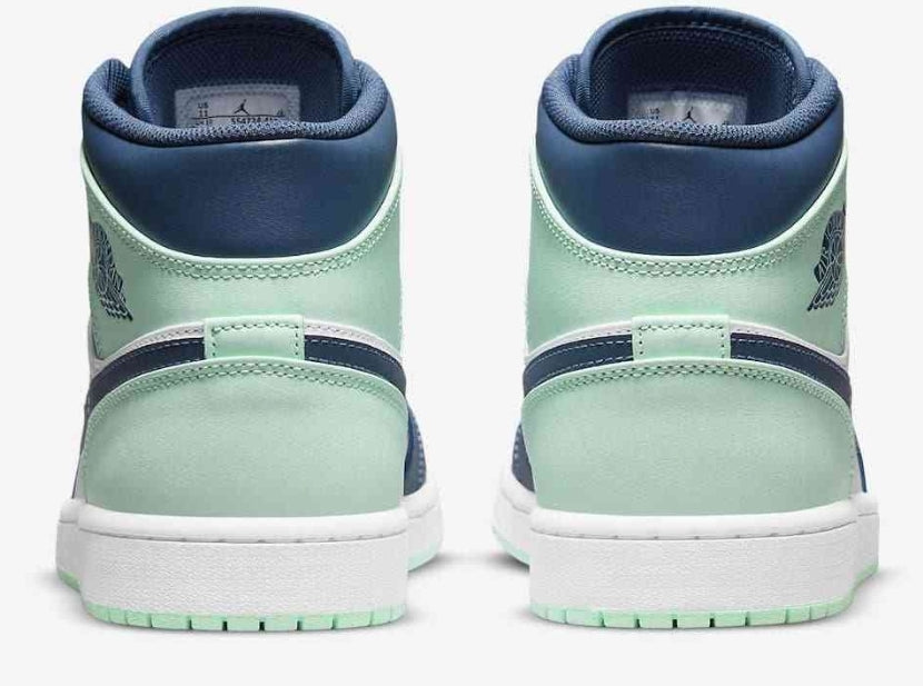 Les baskets Air Jordan 1 offrent un style iconique et une performance légendaire.
leur design emblématique .pas cher. Le moins cher.